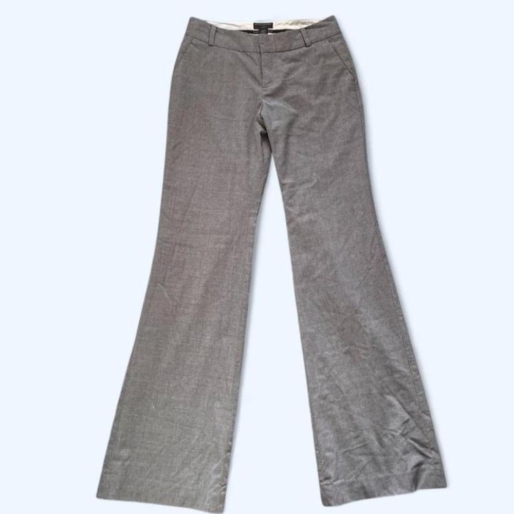 Gray wool flared dress pants size 4 L by Banana Republic